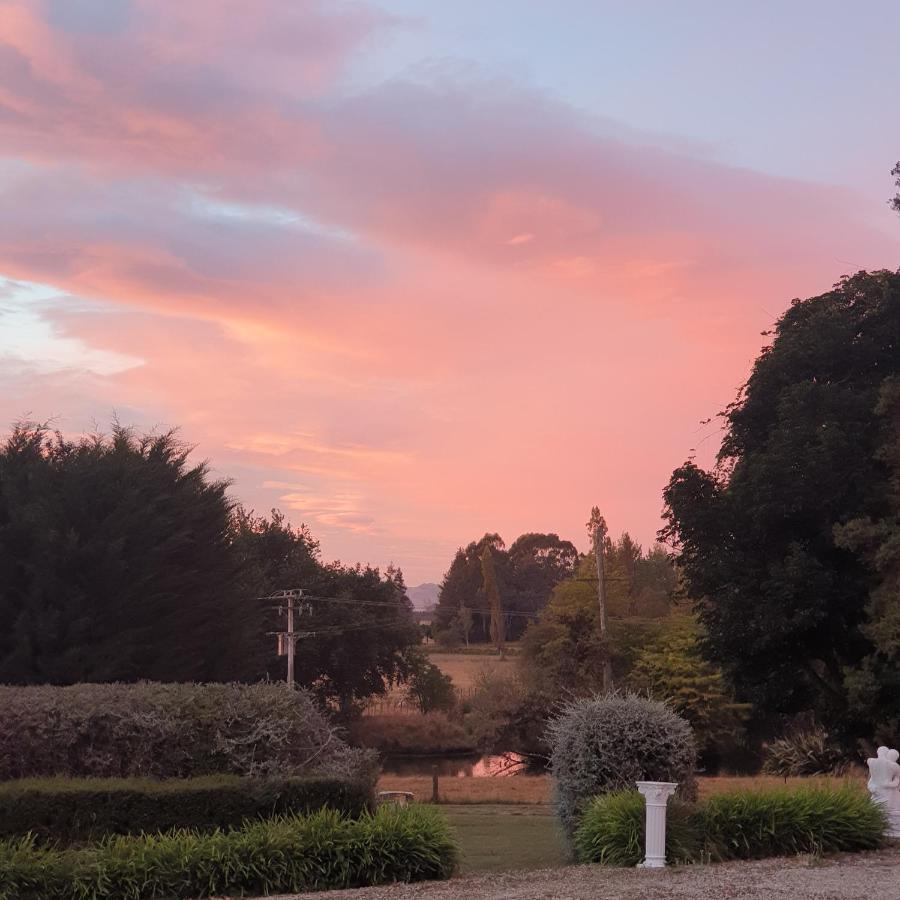 Ashcott Homestead Bed & Breakfast Takapau エクステリア 写真
